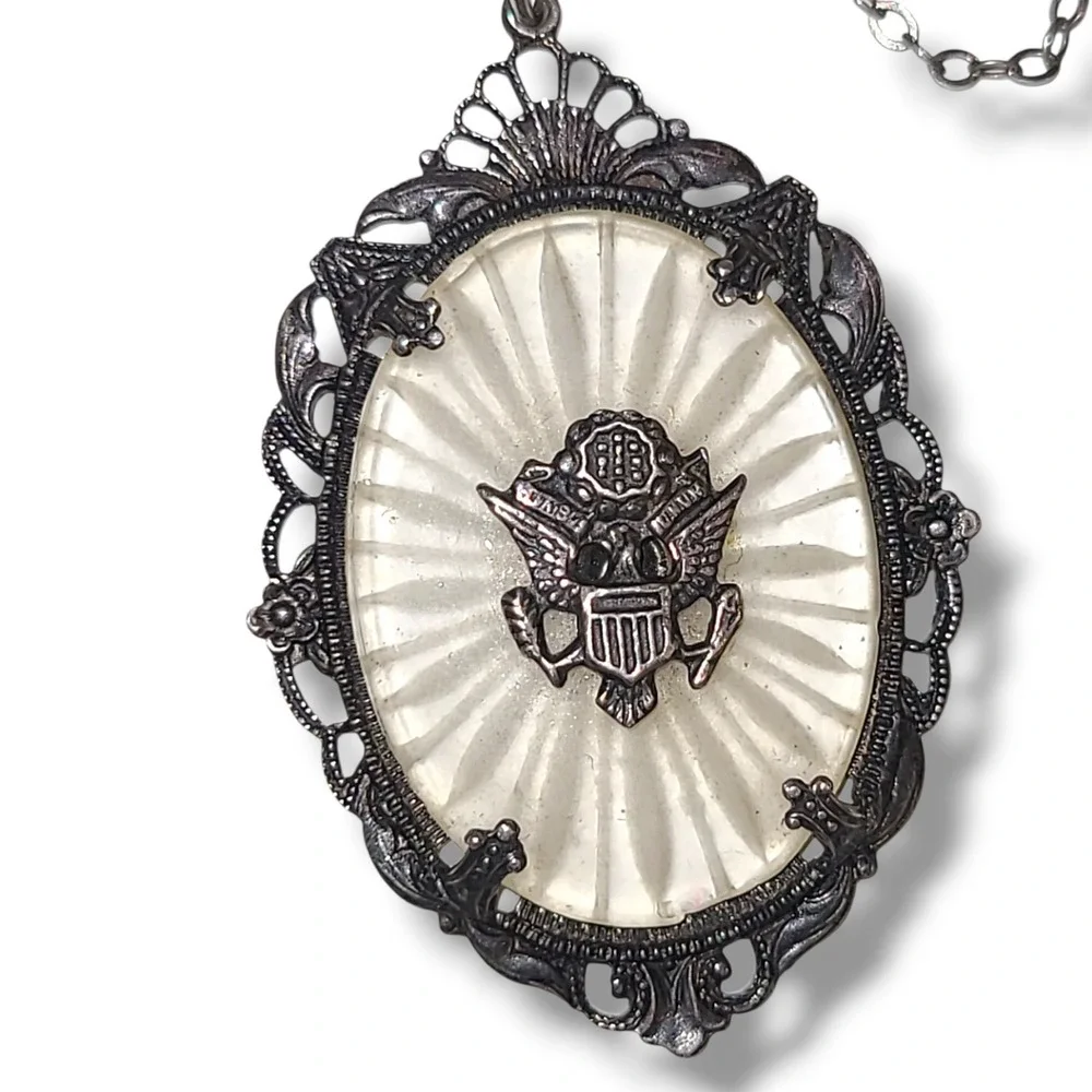 Vintage Sterling Silver Camphor Glass Eagle Pendant Necklace Art‎ Deco 16in